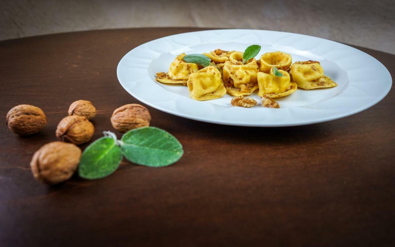 Palazzo Cestari Hotel Montesano sulla Marcellana Bagian luar foto